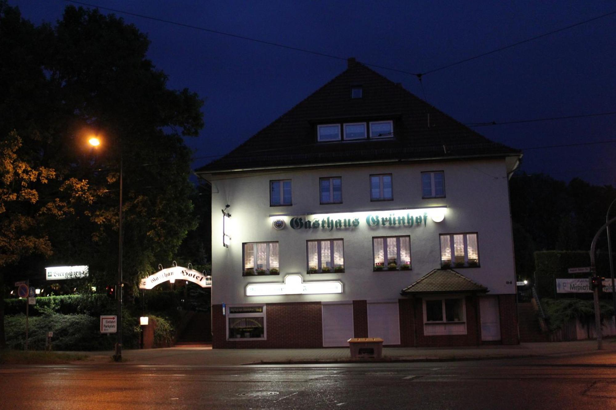 Gasthaus & Hotel Gruenhof Frankfurt  ภายนอก รูปภาพ