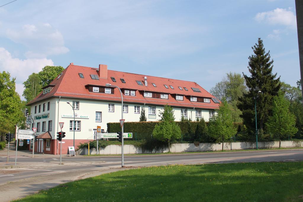 Gasthaus & Hotel Gruenhof Frankfurt  ภายนอก รูปภาพ